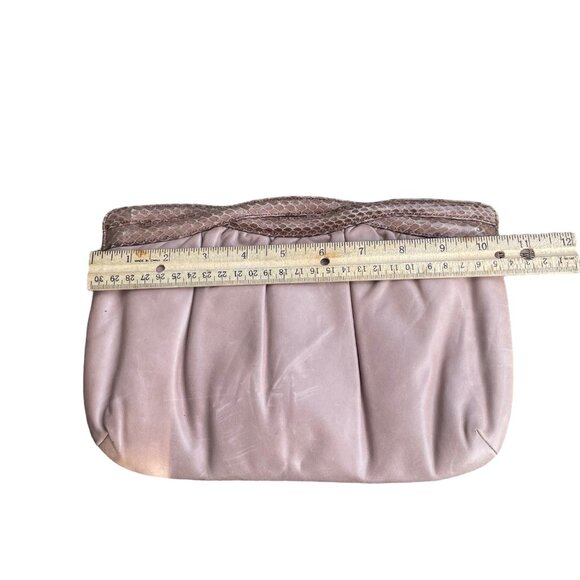 Vintage Morris Moskowitz Leather Clutch With Snake Trim & Chain Strap - Picture 4 of 11